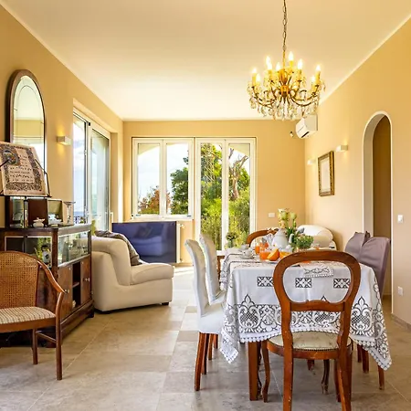 Casa Musica Con Piscina Panoramica * 贾迪尼-纳克索斯